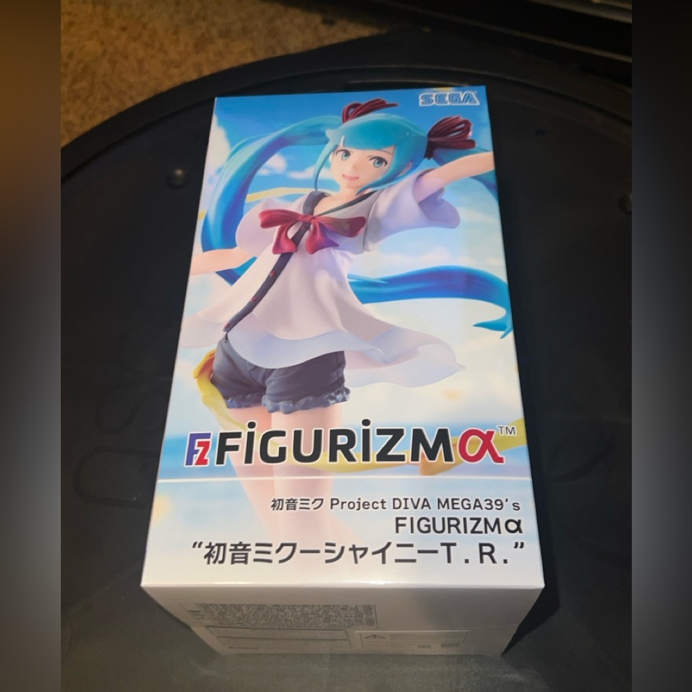 Hatsune Miku figure